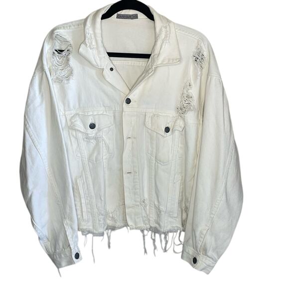 Carmar White Oversized Distressed Denim Jean Jacket Women’s Size XS Frayed Hem